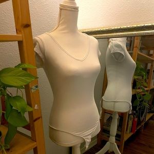 Snap under, white, fitted shirt by Bozzolo. Very nice condition!